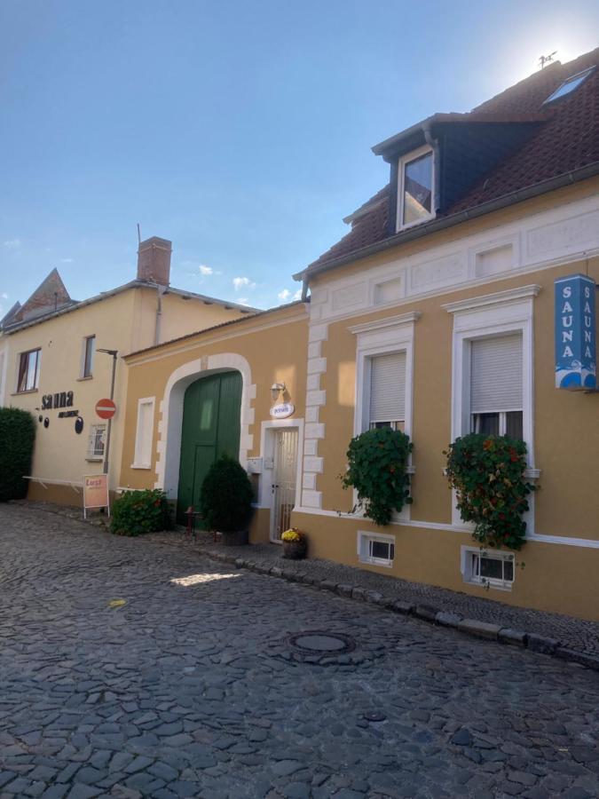 Pension & Sauna Am Lorenz Calbe Екстериор снимка